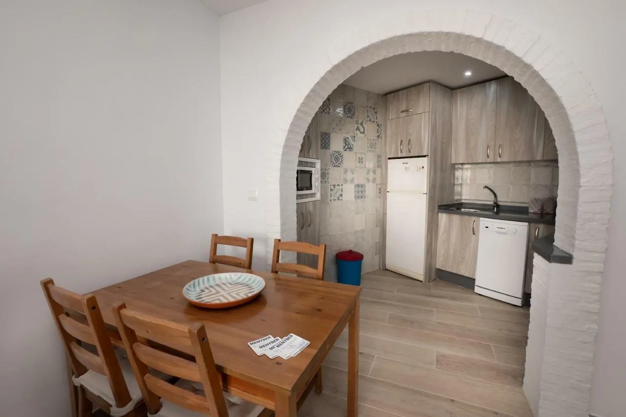 Palmeras 80 Menyber Nerja